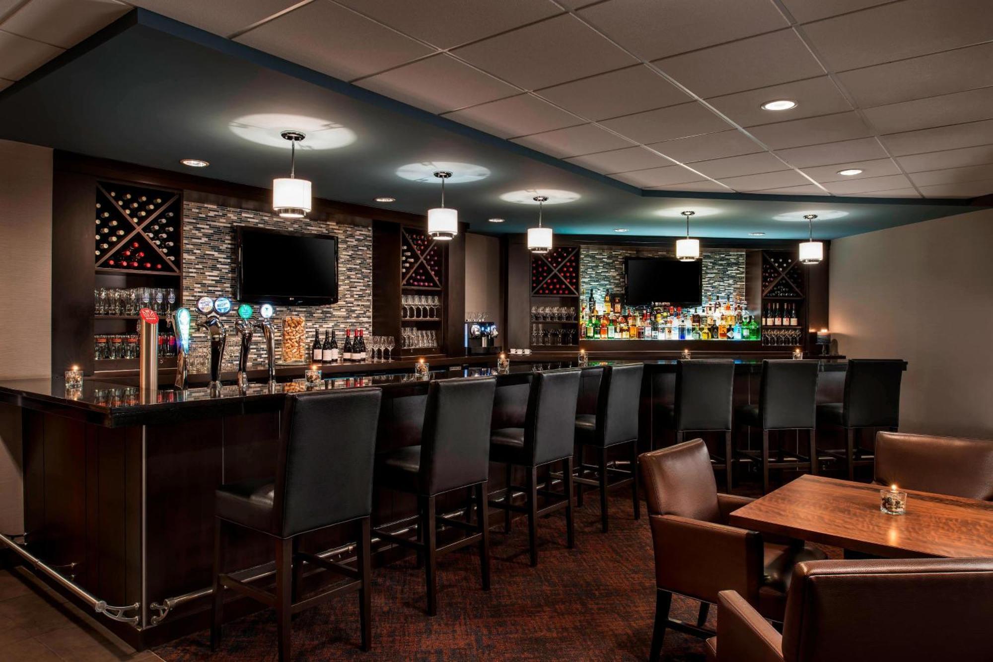 Delta By Marriott Waterfront 4* Sault Ste. Marie