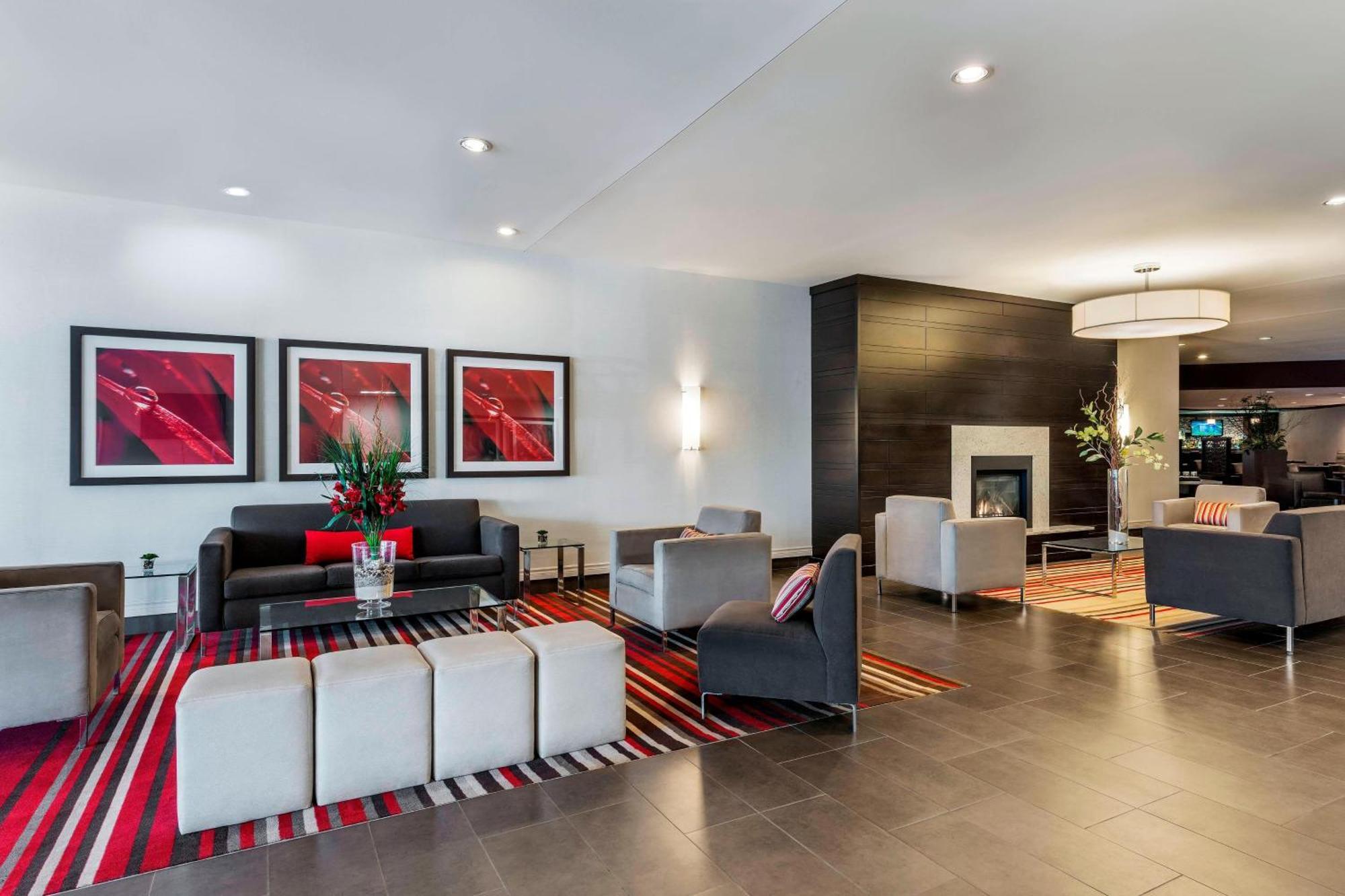 Delta By Marriott Waterfront Hotel 4*