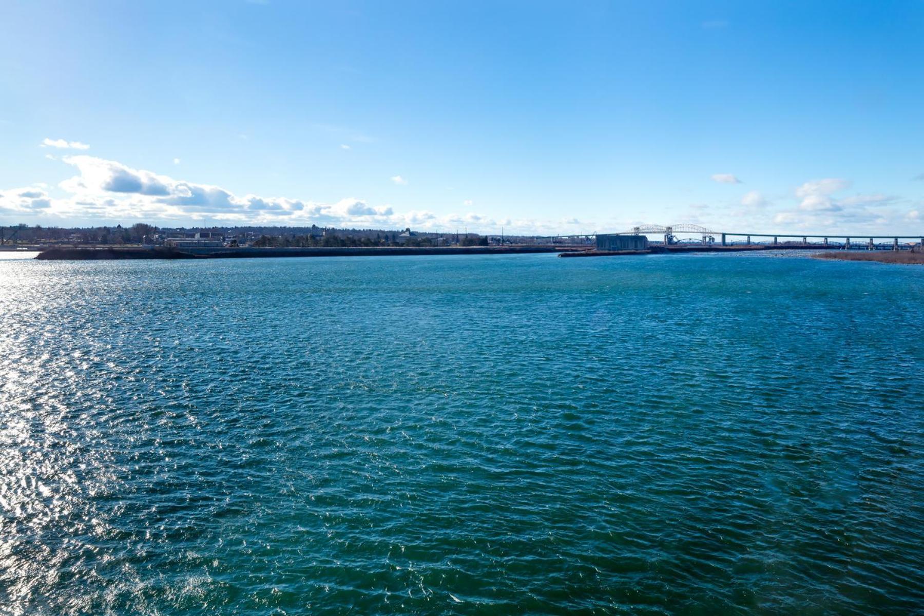 Delta By Marriott Waterfront Hotel 4*