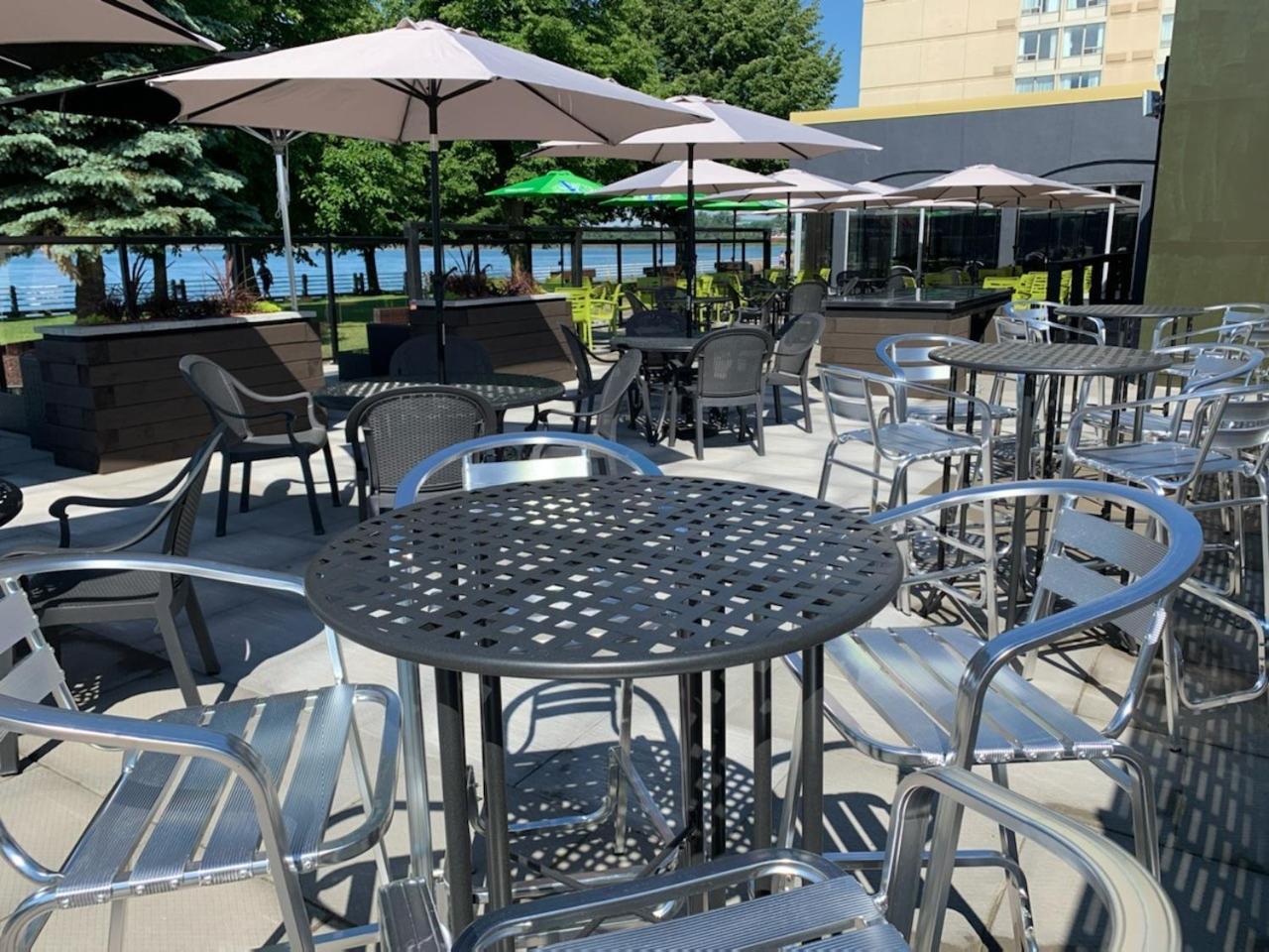 Hotel Delta By Marriott Waterfront 4*