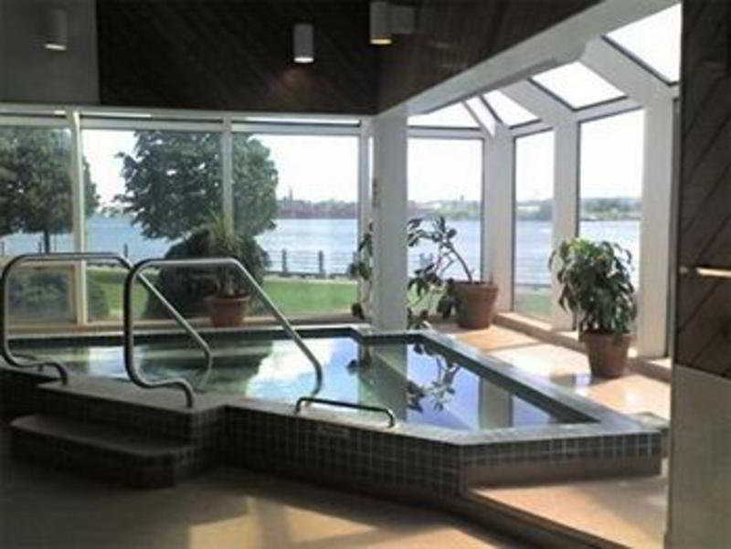 Hotel Delta By Marriott Waterfront Sault Ste. Marie