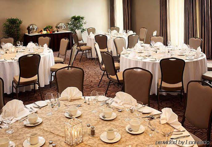 Delta By Marriott Waterfront 4*